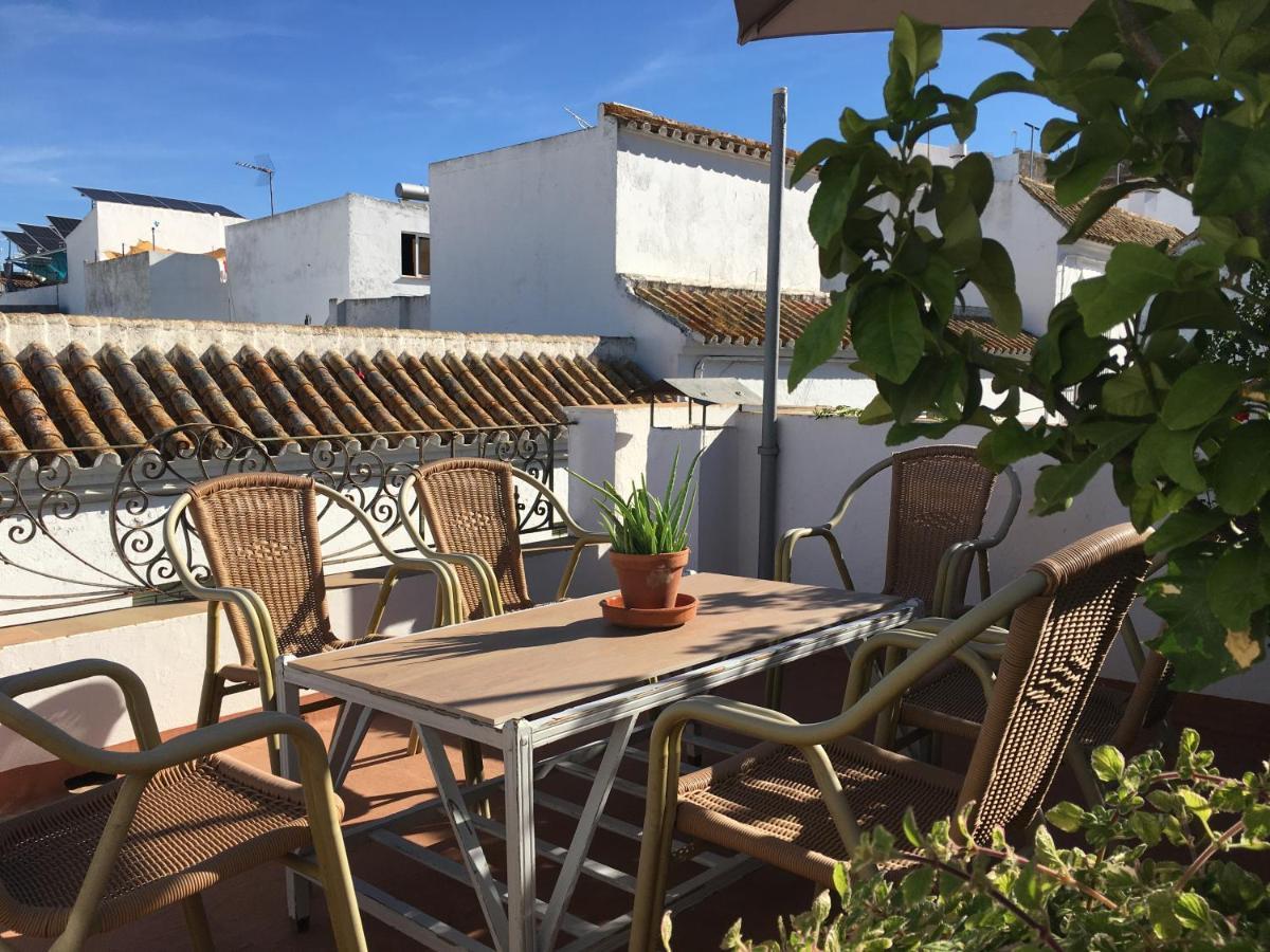 Casa Leon Blanco Carmona Reformada Centrica Con Chimenea Y Terraza Con Vistas Villa Luaran gambar
